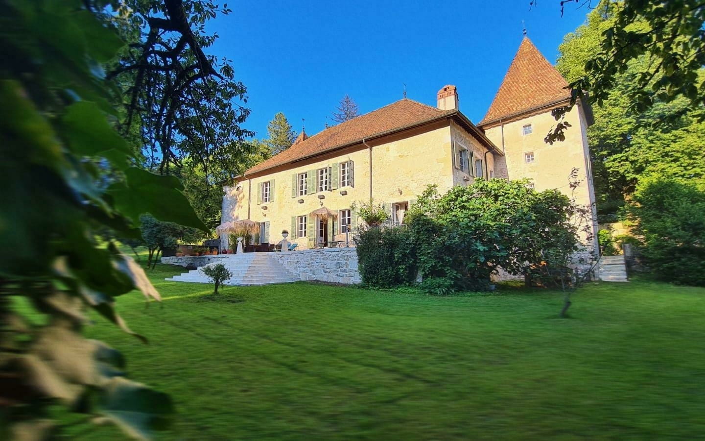 Chambres d'hôtes Le domaine du Très-haut au Château de Montanges