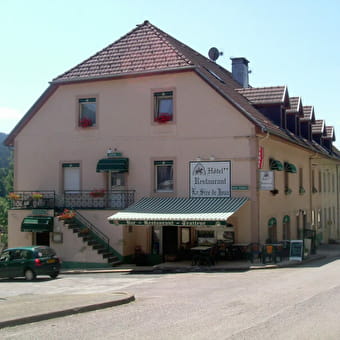 Le Sire de Joux - PAYS-DE-MONTBENOIT