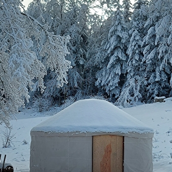 Yourtes et tipis bois Espace Rivoire - VIEU-D'IZENAVE
