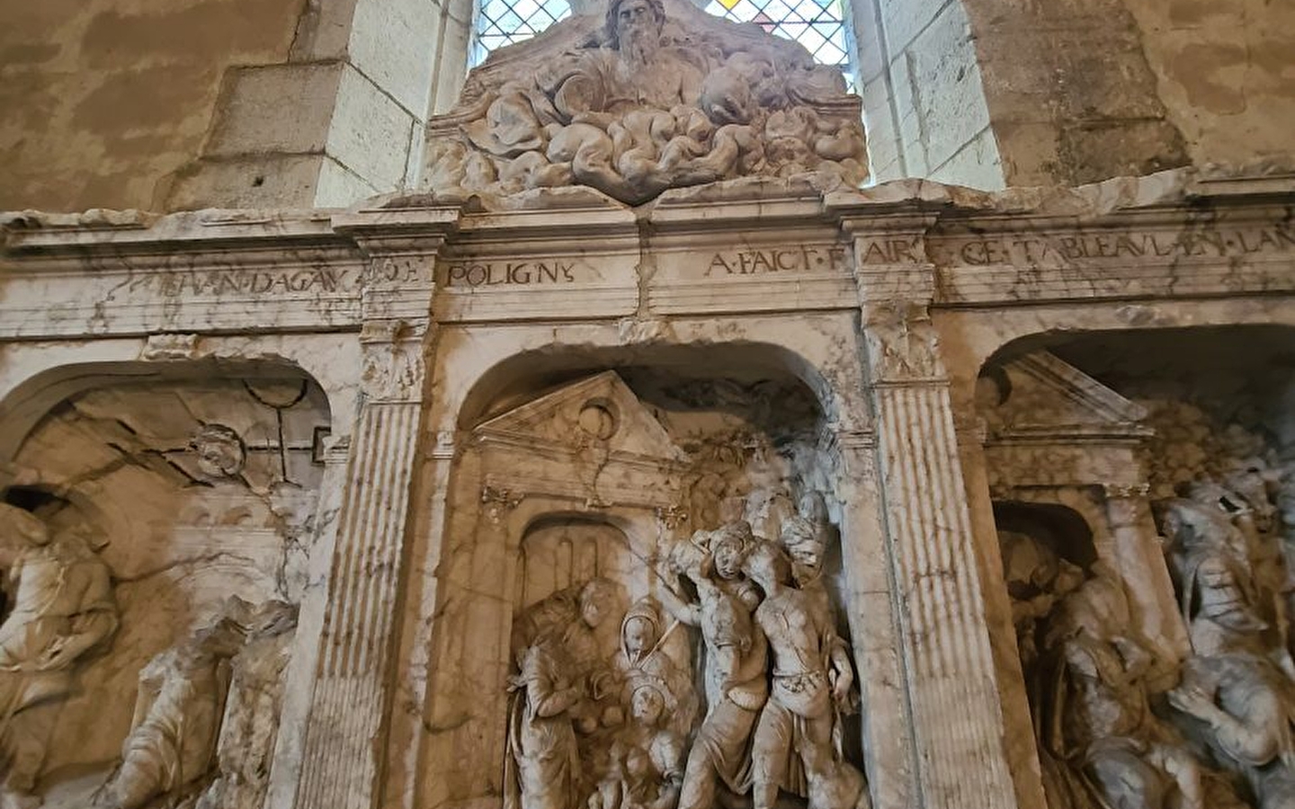 Bezoek aan de kerk van Mouthiers-le-Vieillard