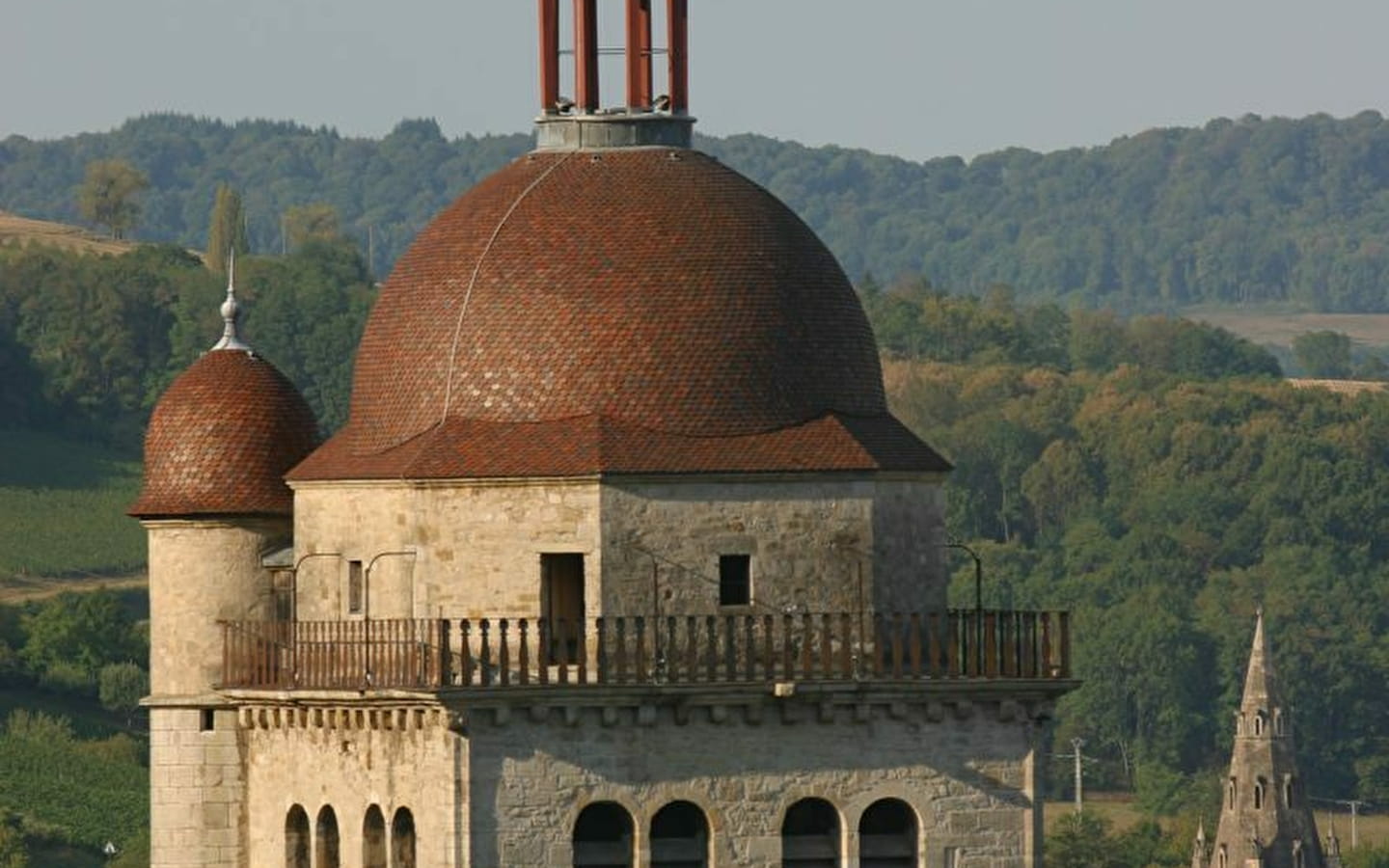 Bezoek en beklim de klokkentoren van St Hippolyte