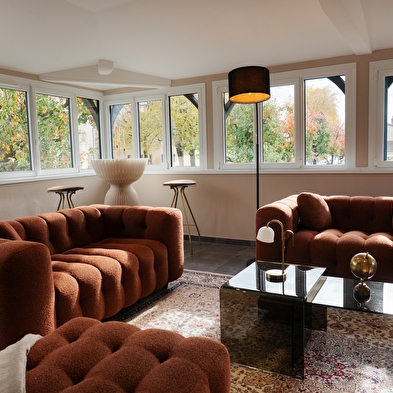 La Loge Marguerite d'Autriche - Appartement d'exception face au Monastère Royal de Brou.