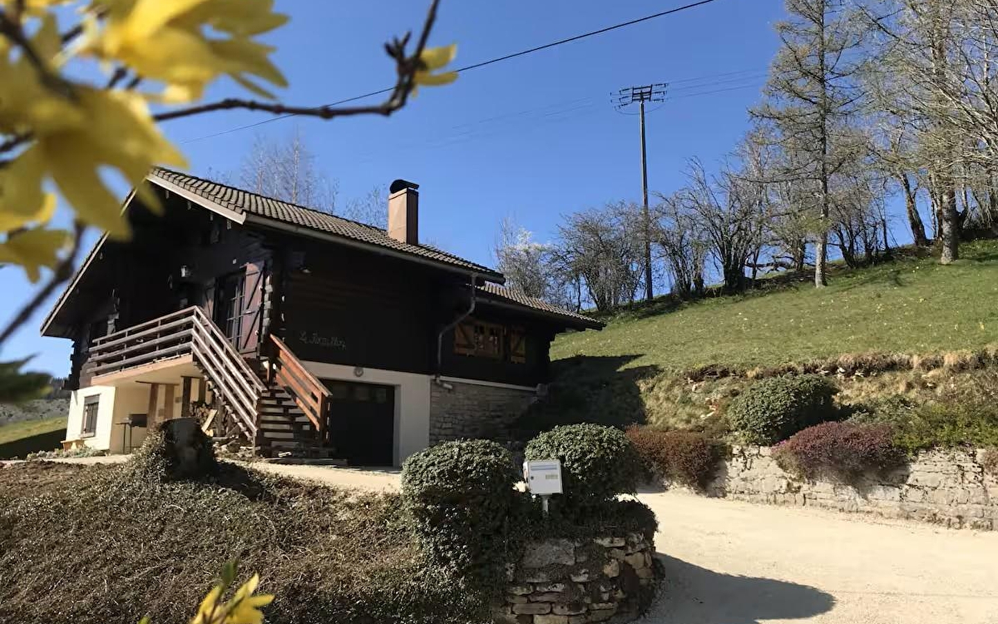 Au Doubs Chalet du Jura