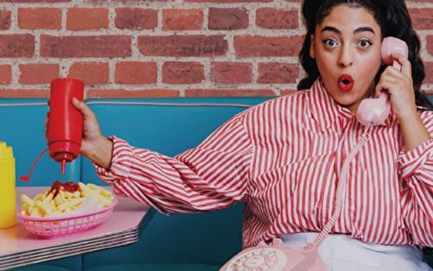 Sofia Belabbes - Drôlement Bien Festival