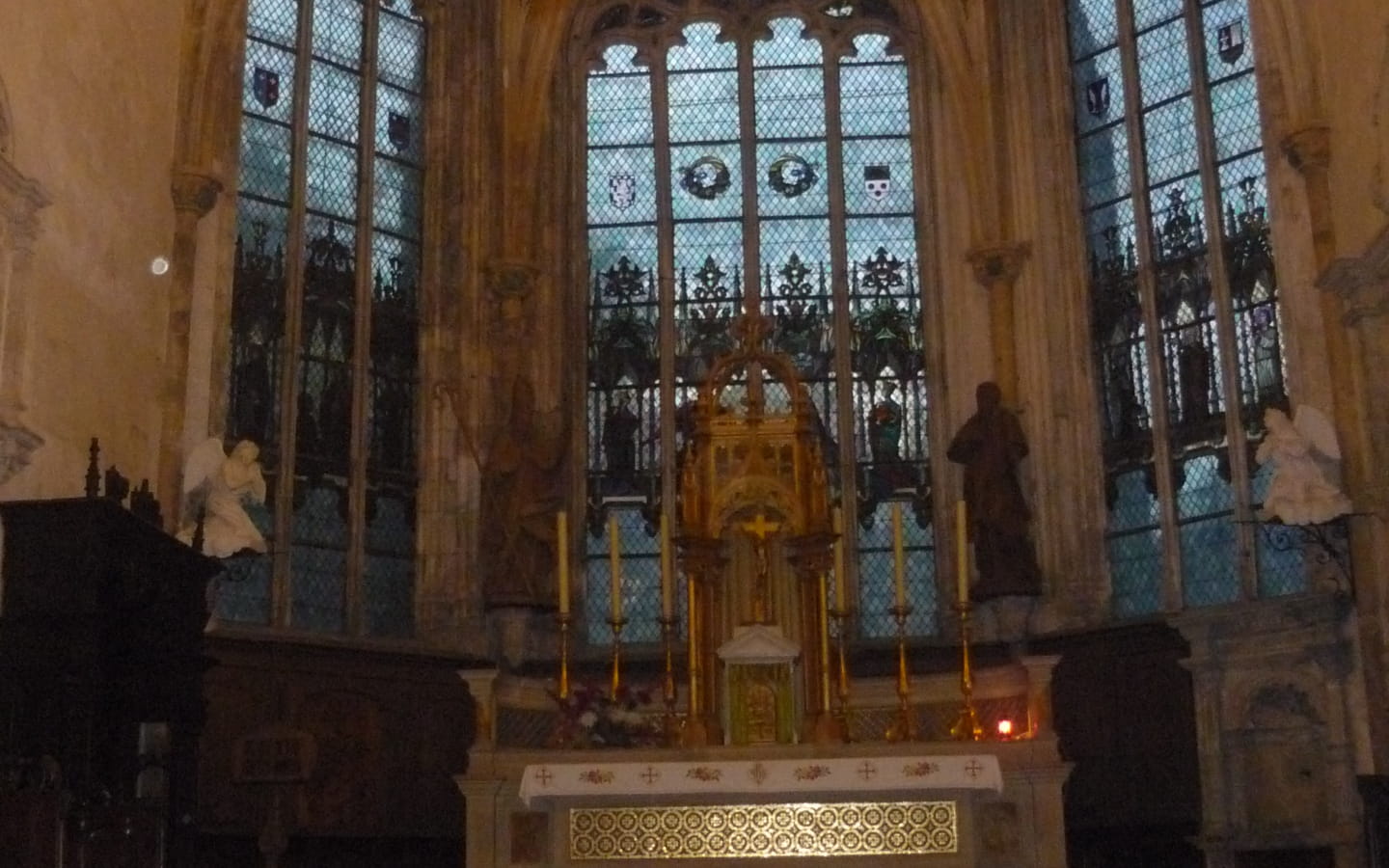 Visite nocturne de l'abbaye de montbenoit