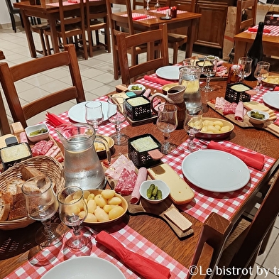 Le Bistrot by Tatahie