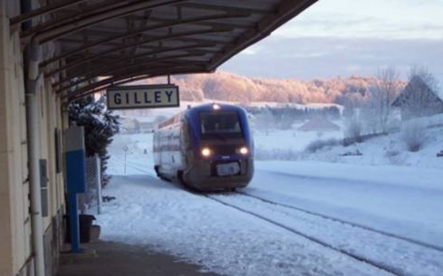 Gare SNCF - Gilley