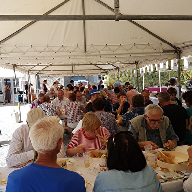 Fantastische picknick in Vaux sur Poligny