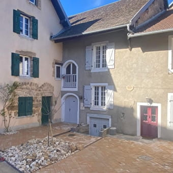 Dans le lit de Gustave - MOUTHIER-HAUTE-PIERRE