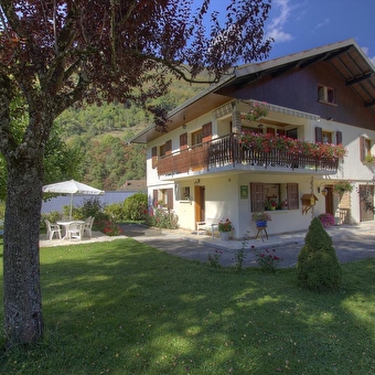 Gîte sous les moulins - CHEZERY-FORENS