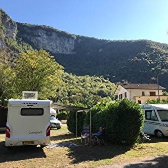 Camping l'Hermitage - SAINT-RAMBERT-EN-BUGEY