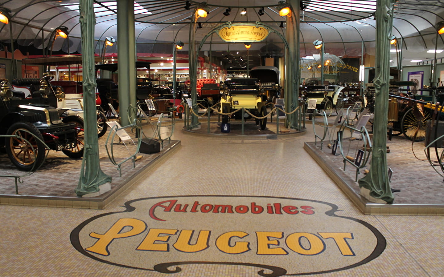 Route des Savoir-faire bezoeken: Peugeot Avonturenmuseum