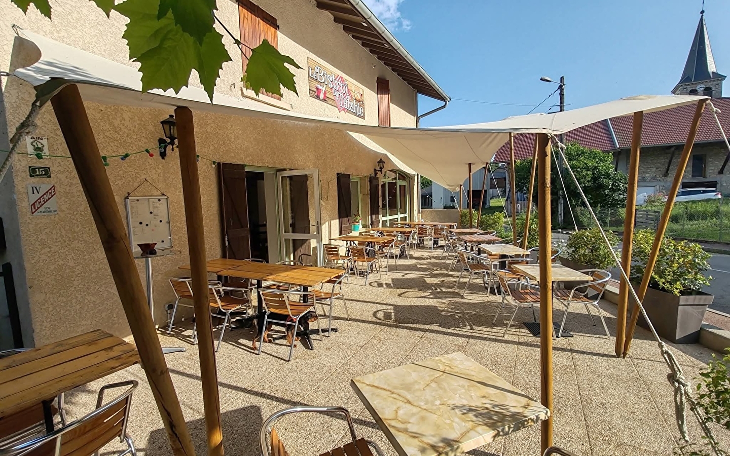 Le Bistrot by Tatahie