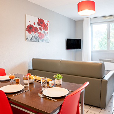 Comfort Aparthotel Besançon - La City 3*. 