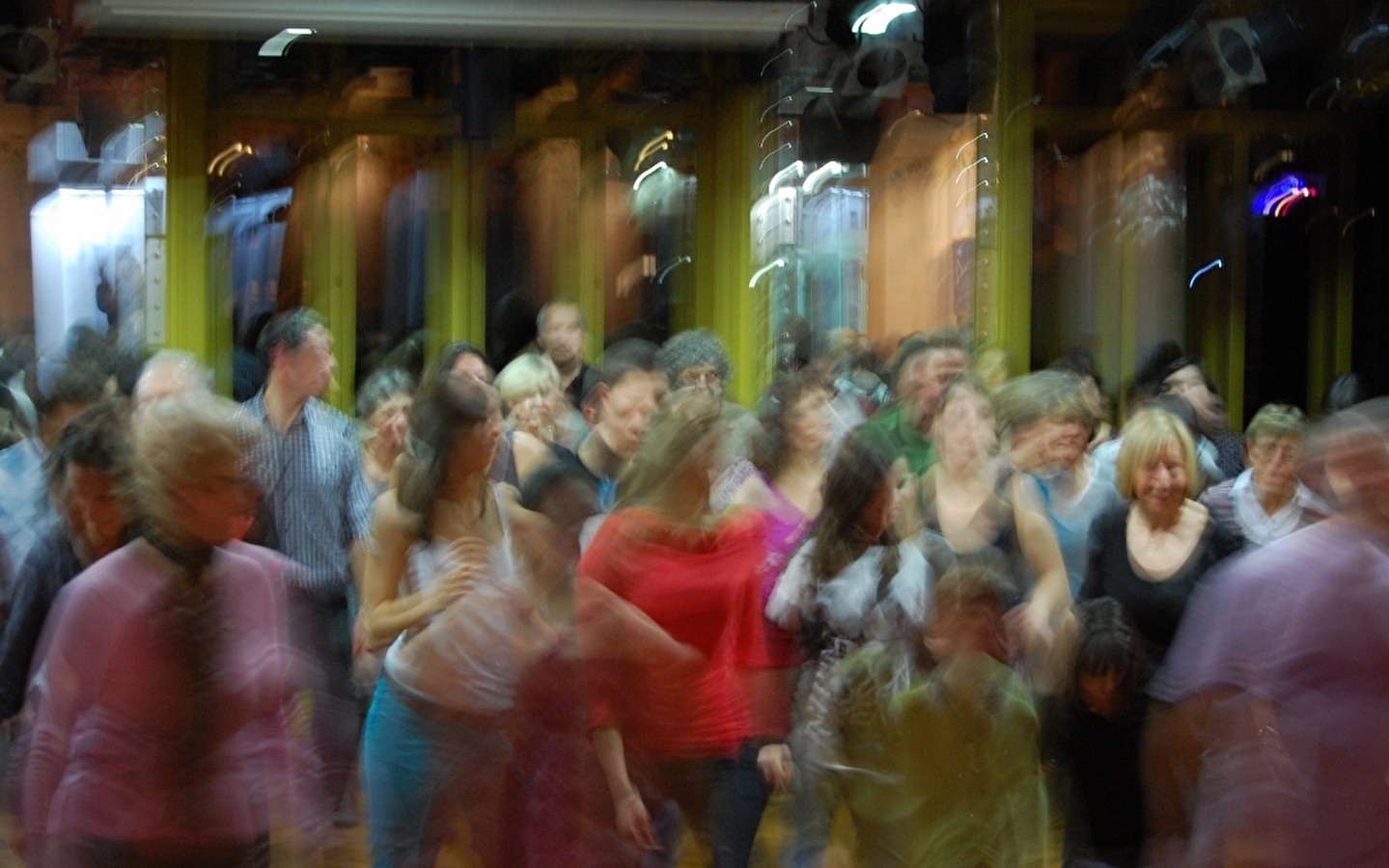 La fraternelle: Volksbal