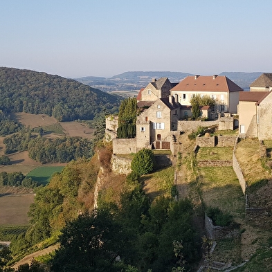 Château Chalon en Baume les Messieurs - 'Mooiste dorpjes van Frankrijk' in de Jura