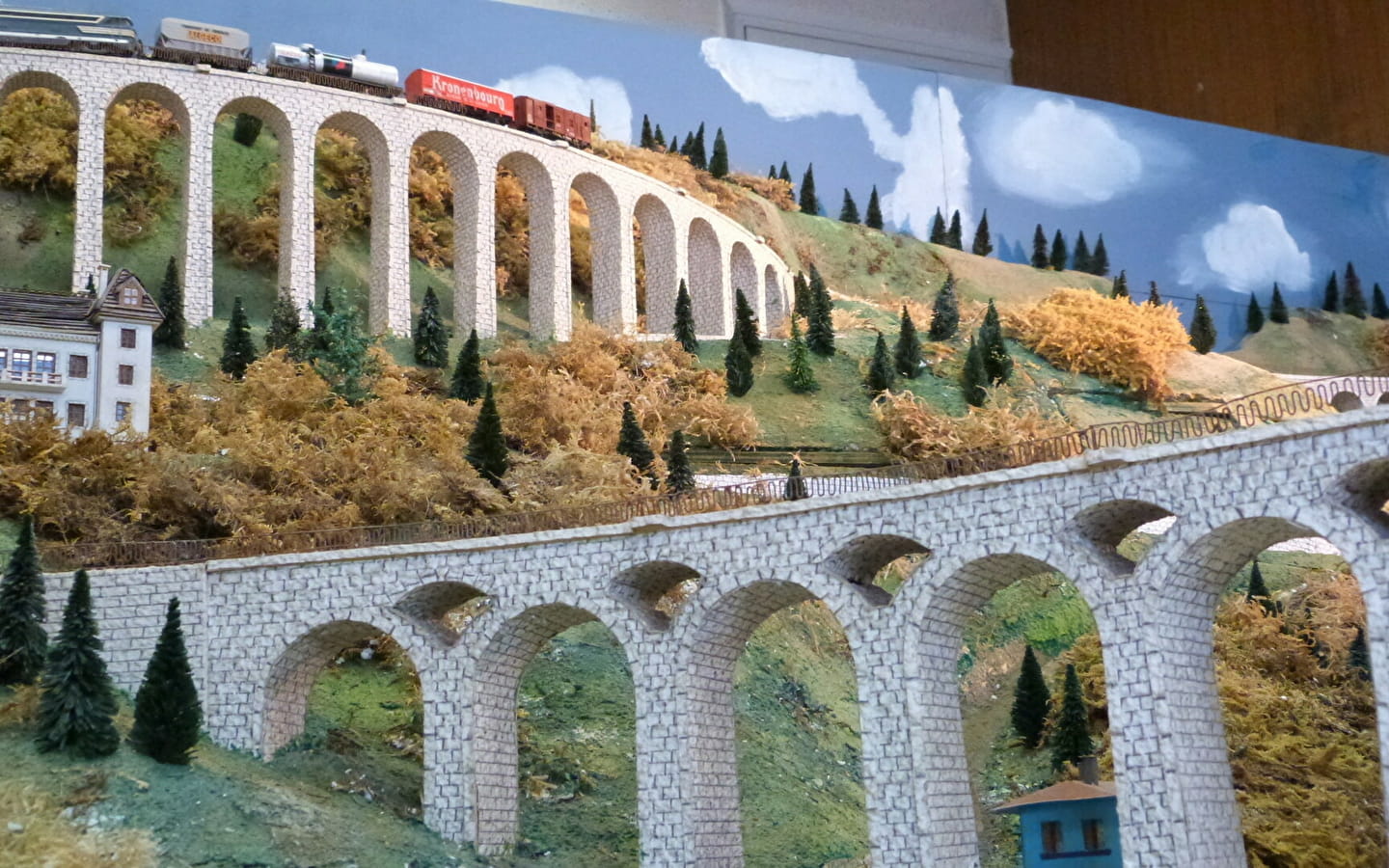 Tentoonstelling van de maquette van de viaducten