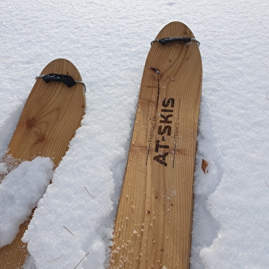 AT-SKIS