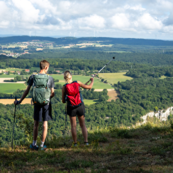 Circuit de randonnée pédestre - le sentier des crêtes - CHAMPLIVE