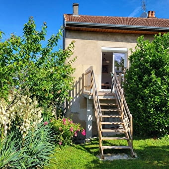 Le bonheur est simple - MOUCHARD