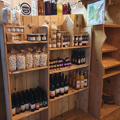 Ain's Temps Loisirs : boutique de produits locaux aux Plans d'Hotonnes