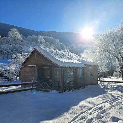 Chalets au camping le Valserine