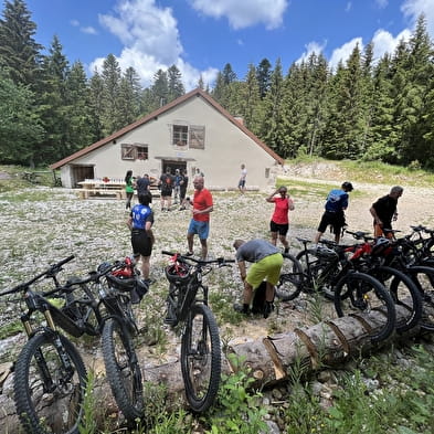 Randonnée Accompagnée Franco-Suisse