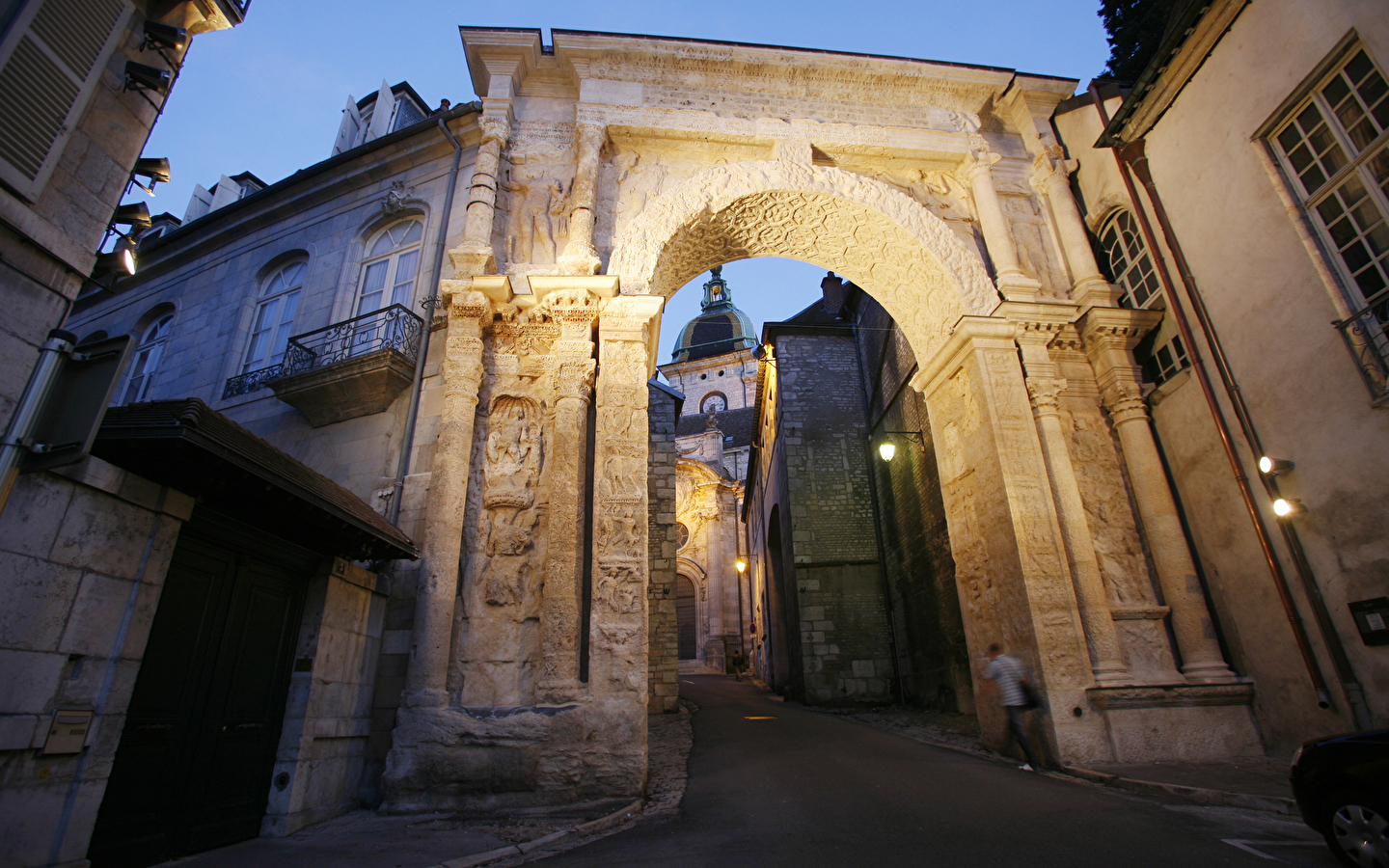 Rondleiding: Rond de Porte Noire