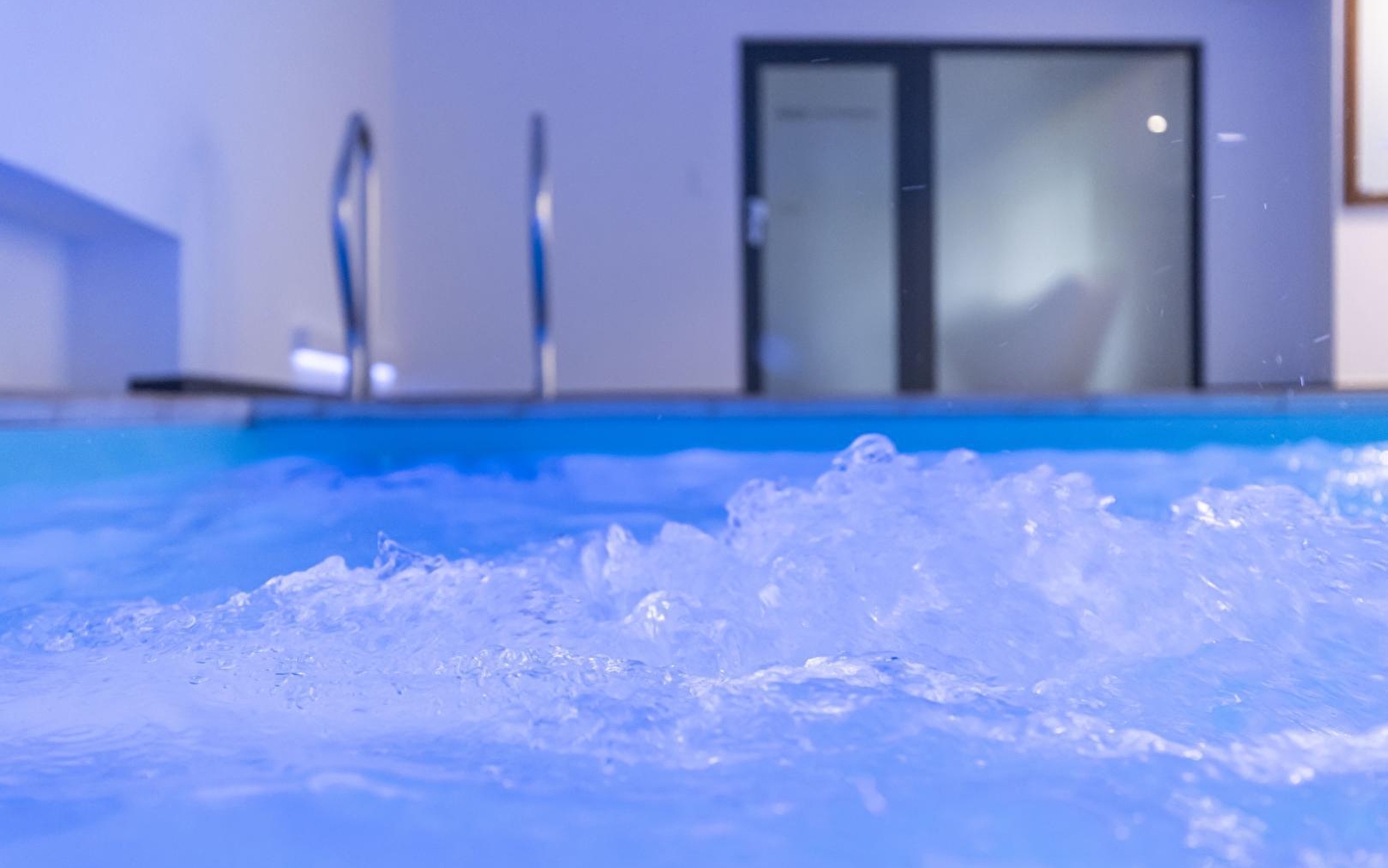 Maison atHOme - Gîte luxe avec piscine intérieure