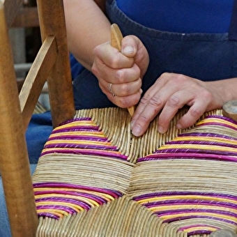 L'Atelier de Cannage-Paillage - IZERNORE