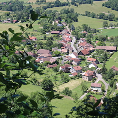 ENS - Les Roches de Nans et le Bois du Châtel à Uzelle