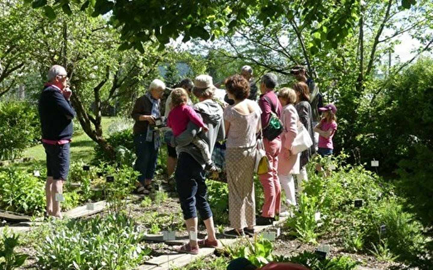 Bezoek aan de tuin van de priester