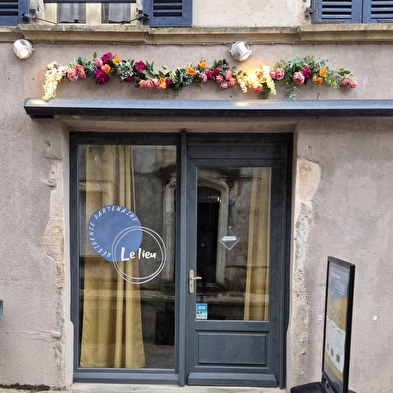 Le Lieu