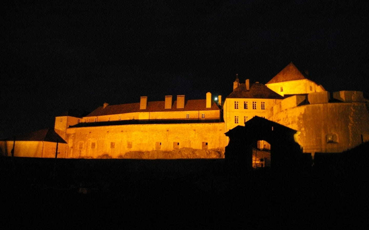 Château de Joux - Visite nocturne et théâtralisée - Lady Cactus