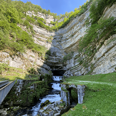 De Via Francigena in het Juragebergte